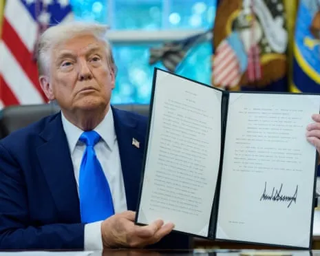 Trump Signs Proclamation Imposing Yearly $100,000 Charge on Work Visas